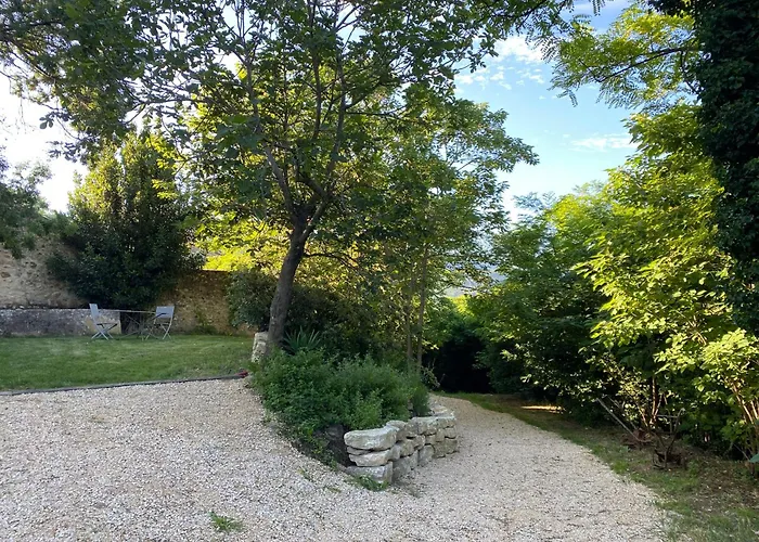 Le Mas Du Rochet - Gite A La Campagne Avec Spa - 2 A 4 Pers