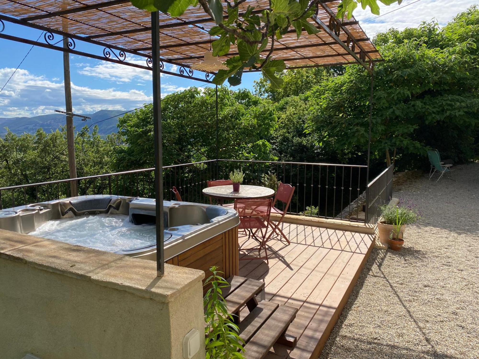 Du Rochet - A La Campagne Avec - 2 A 4 Pers Holiday home Mirmande